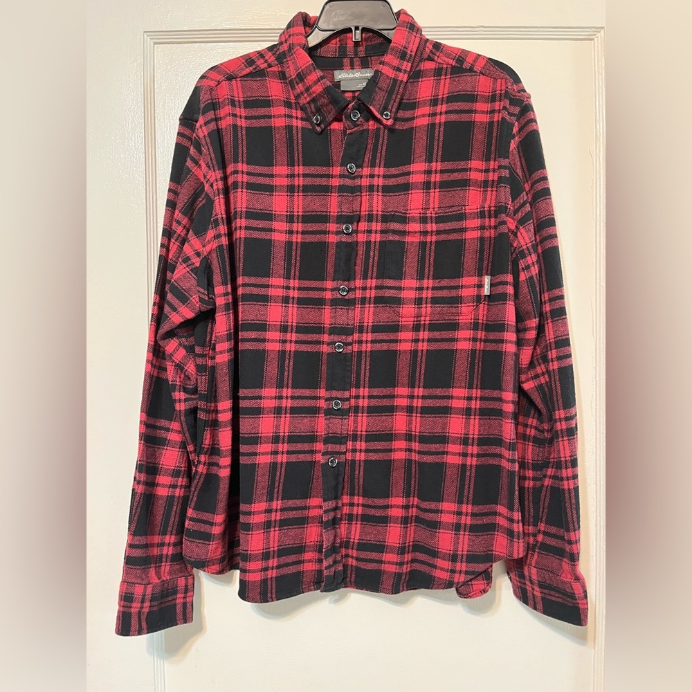 Eddie Bauer Red and Black Flannel Heavy Checkered Men's Shirt